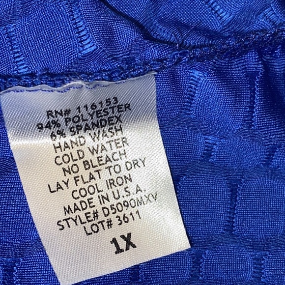 Poof New York Plus Size 1x Pullover Elastic Waist V Criss Cross Neckline Dress - Picture 5 of 6